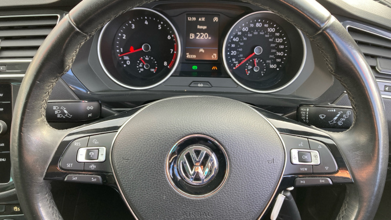 Volkswagen Tiguan 1.5 TSi EVO 150 Match 5dr Petrol Estate